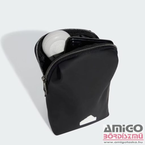 Adidas fekete műbőr mini válltáska ix6935