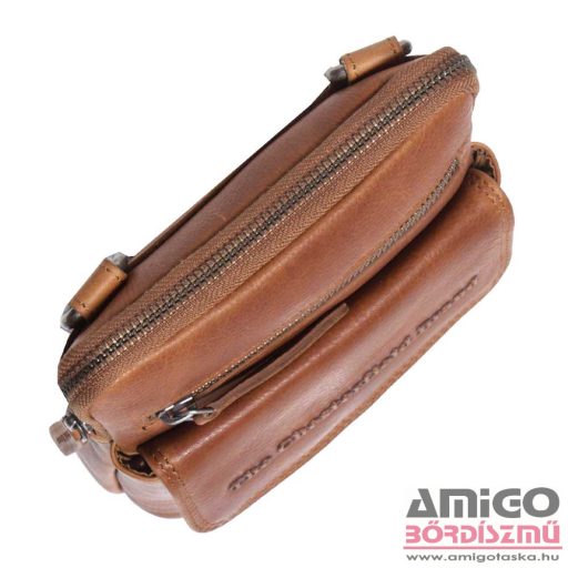 Chesterfield konyak barna lapos bőr férfi válltáska c48.089231
