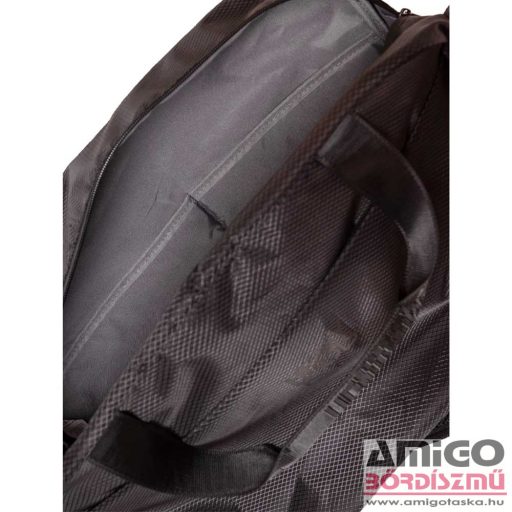 Heavy tools fekete / anyagában mintás 35 literes sporttáska efuera black