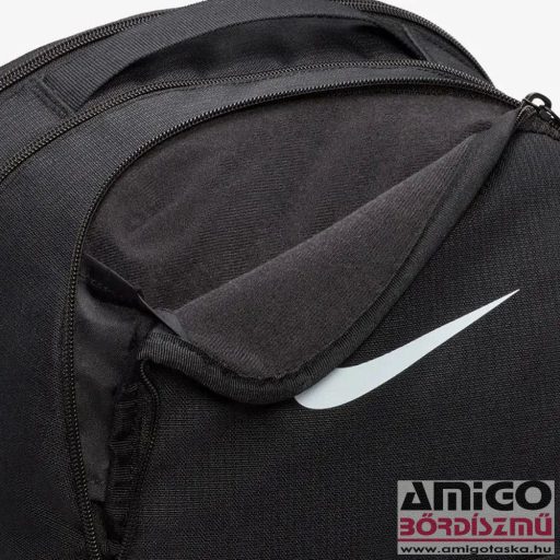 Nike fekete 24 literes hátizsák dh7709-010