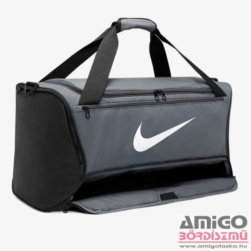 Nike fekete / szürke sporttáska 60 literes dh7710-068