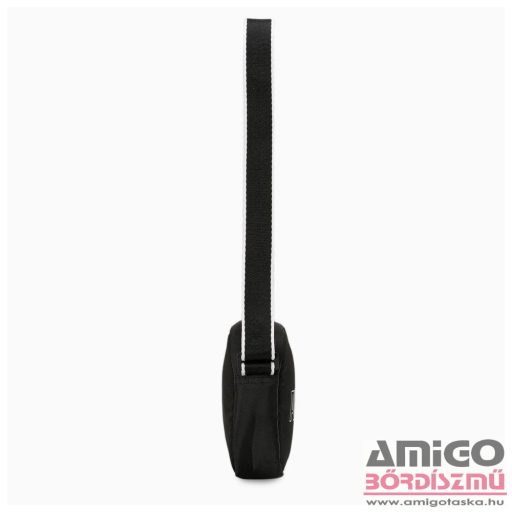 Puma fekete textil válltáska 09064301