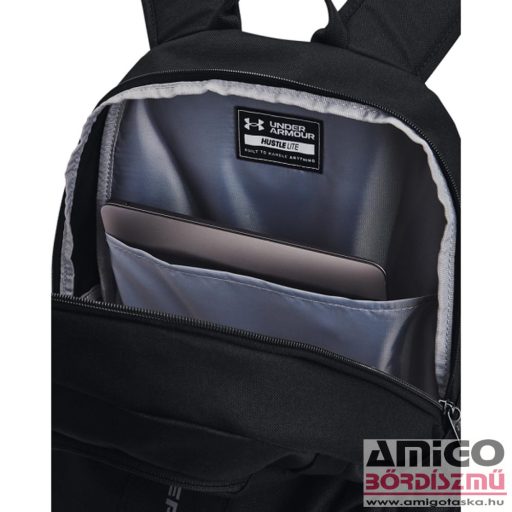 Under armour fekete hátizsák 1364180-001