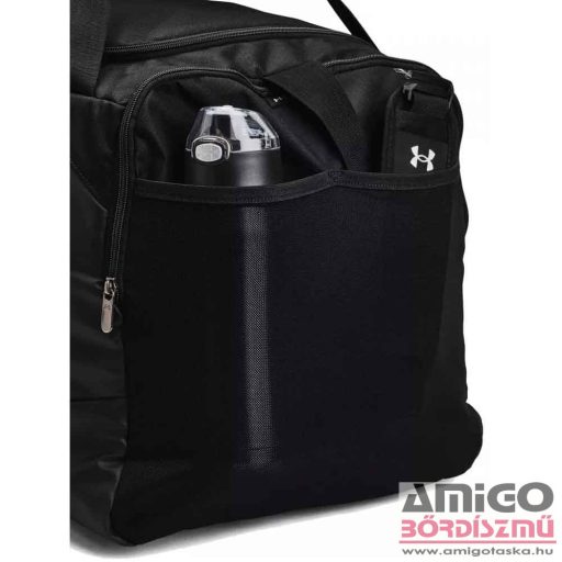 Under armour fekete / ezüst sporttáska 101L 1369224-001