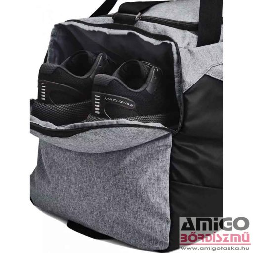Under armour szürke / fekete sporttáska 101L 1369224-012