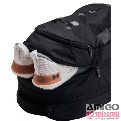Under armour fekete textil hátizsák 1384672-003