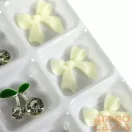 Körömdíszítő - 3D Körömdísz Készlet – G20271 Arany Masnik, Ezüst Cseresznyék és Krém Masnik