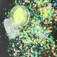 Körömdíszítő - Flakes - Rainbow - Mix Yellow Green