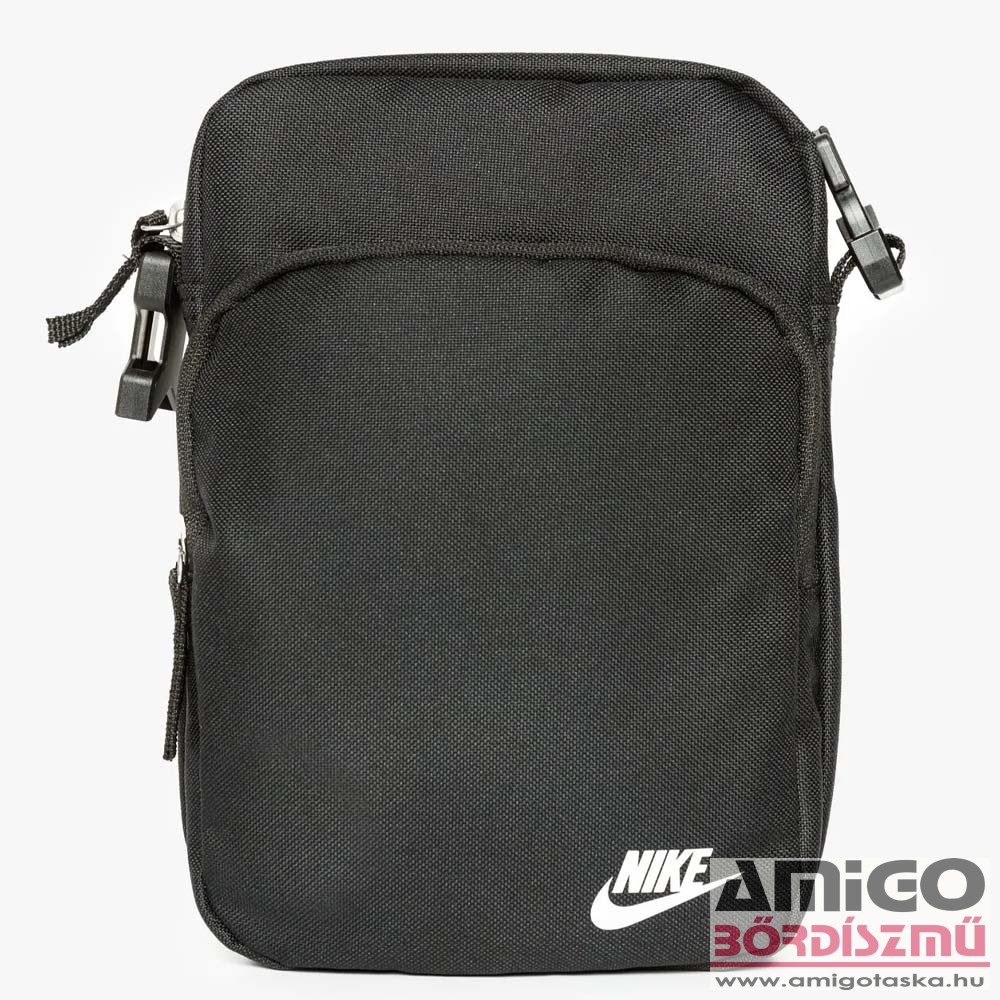 Nike fekete textil válltáska db0456-010